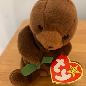 Rare beanie baby- seaweed